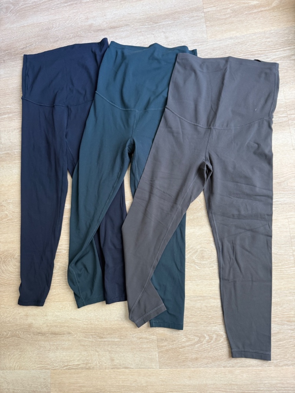 CRZ YOGA Butterluxe Full-Panel Maternity Leggings (6 Pair, M)